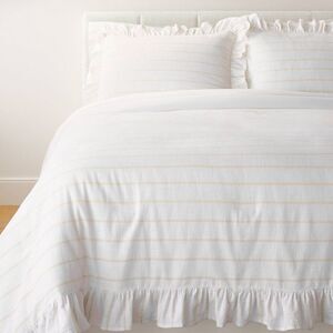 Threshold Studio McGee Cotton Slub Comforter Set Yarn Dyed White/Khaki Cal King